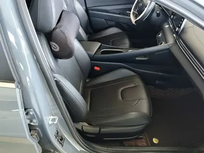Hyundai Elantra 2023, 28100 км, за 77800 CNY - фото 25