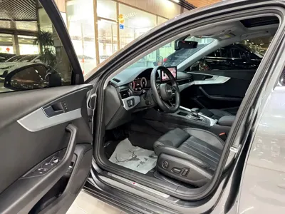 Audi A4L 2022, 49000 км, за 128800 CNY