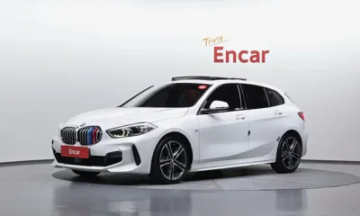 BMW 1-Series · 2022 год