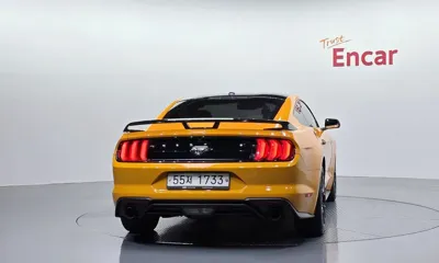 Ford Mustang 2019, 121735 км, за 19990000 KRW
