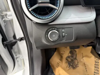 Chevrolet Monza 2023, 48000 км, за 56000 CNY - фото 8