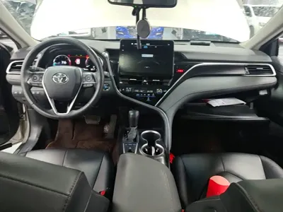 Toyota Camry 2022, 87300 км, за 100100 CNY - фото 10