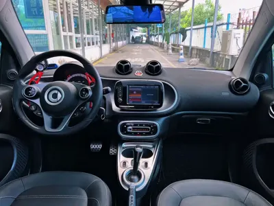 Smart Smart Fortwo 2017, 66000 км, за 68000 CNY - фото 9