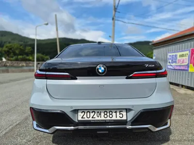 BMW 7-Series 2023, 42052 км, за 107000000 KRW