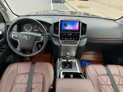 Toyota Land Cruiser 2019, 76000 км, за 430000 CNY - фото 5