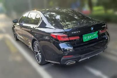 BMW 5 Series 2022, 97700 км, за 184305.75 CNY