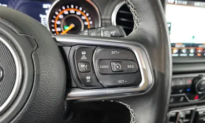 Jeep Wrangler 2019, 62042 км, за 34900000 KRW - фото 18