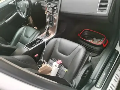 Volvo XC60 2017, 139100 км, за 58000 CNY - фото 8
