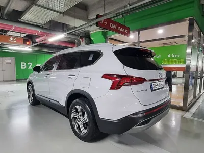 Hyundai Santafe 2022, 15102 км, за 24300000 KRW