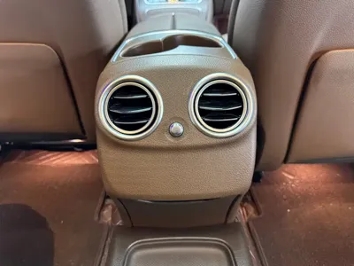 Mercedes-Benz E-Class 2020, 40000 км, за 142200 CNY - фото 14