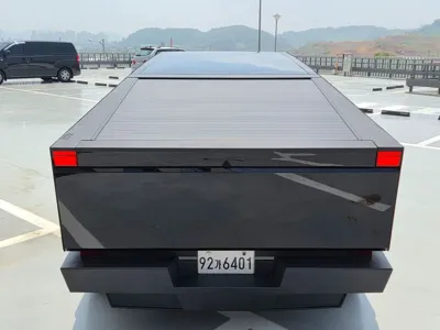 Tesla Cybertruck 2025, 6970 км, за 160000000 KRW