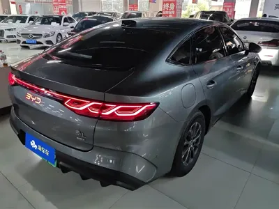 BYD Qin L 2025, 3900 км, за 72500 CNY