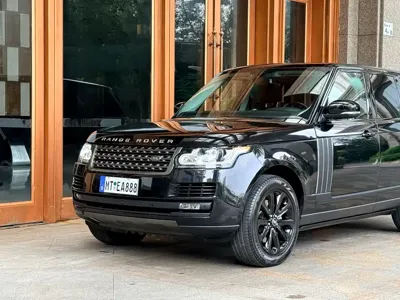 Land Rover Range Rover 2017, 140000 км, за 368000 CNY
