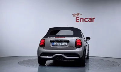 MINI Cooper Convertible 2022, 50168 км, за 25100000 KRW