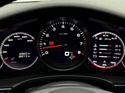 Porsche Panamera 2022, 44000 км, за 658000 CNY - фото 7