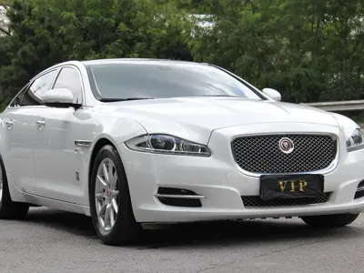 Jaguar XJ 2016, 150000 км, за 75000 CNY