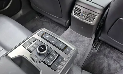 Hyundai Genesis 2015, 120082 км, за 8500000 KRW - фото 18