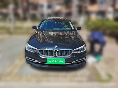 BMW 5 Series 2019, 63000 км, за 210115.43 CNY - фото 2