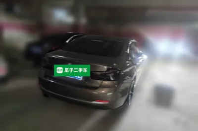 BMW 3 Series 2018, 76500 км, за 95389.1 CNY - фото 4