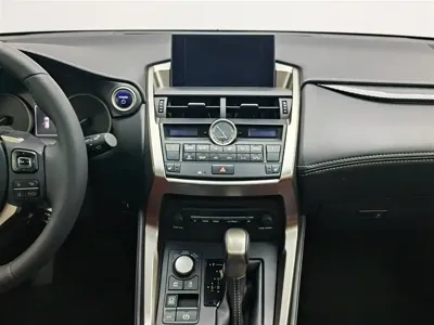 Lexus NX 2016, 142400 км, за 79800 CNY - фото 12