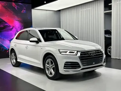 Audi Q5L 2020, 67000 км, за 135000 CNY