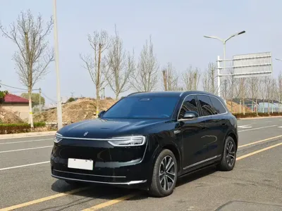 AITO 问界 AITO M7 · 2025 год