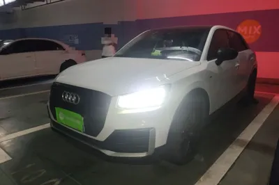 Audi Q2L · 2018 год