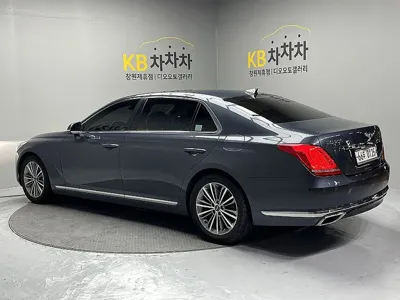 Genesis EQ900 2016, 203295 км, за 15200000 KRW