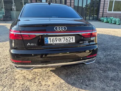 Audi A8 2020, 232200 км, за 43000000 KRW