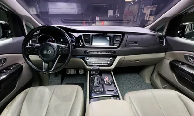 Kia Canival 2017, 225256 км, за 9400000 KRW - фото 7