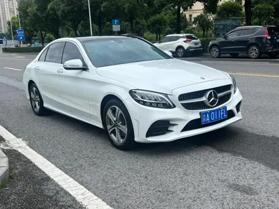 Mercedes-Benz C-Class 2019, 90000 км, за 106800 CNY