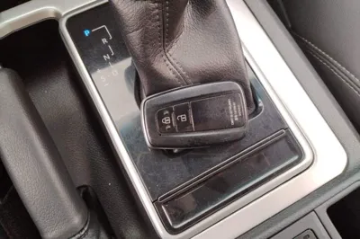 Toyota Prado 2019, 93400 км, за 281442.73 CNY - фото 9