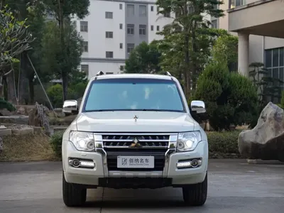 Mitsubishi Pajero (Import) 2020, 165200 км, за 99800 CNY