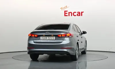 Hyundai Avante 2017, 104035 км, за 8990000 KRW