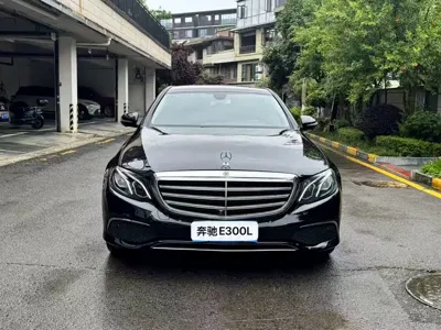 Mercedes-Benz E-Class · 2018 год