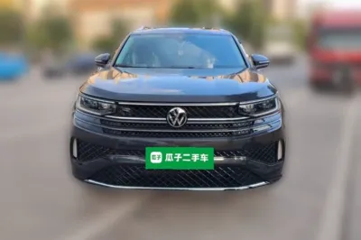 Volkswagen Tavendor 2023, 35100 км, за 167153.39 CNY