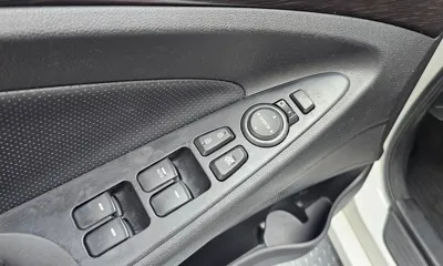 Hyundai Sonata 2013, 130707 км, за 6200000 KRW - фото 30