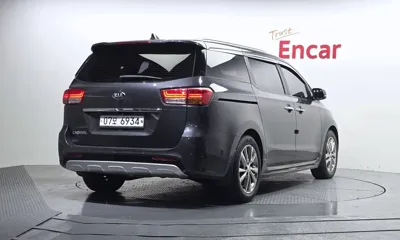Kia Canival 2016, 228264 км, за 6000000 KRW - фото 2