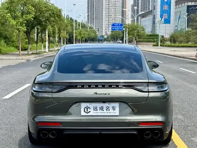 Porsche Panamera 2023, 61000 км, за 589800 CNY - фото 6