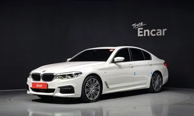 BMW 5-Series · 2020 год