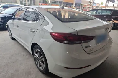 Hyundai Elantra (6th Generation 2016, 85800 км, за 54501.06 CNY - фото 2