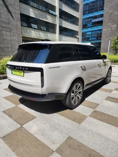 Land Rover Range Rover 2025, 5450 км, за 280000000 KRW