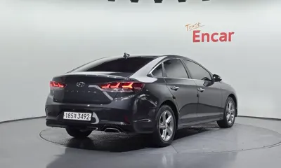 Hyundai Sonata 2018, 170168 км, за 8450000 KRW - фото 2