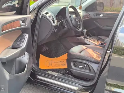 Audi Q5 2017, 150000 км, за 69800 CNY