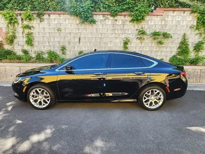 Chrysler 200 2015, 111074 км, за 4800000 KRW