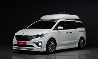Kia Canival · 2020 год