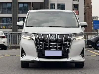 Toyota Alphard 2020, 120000 км, за 458000 CNY