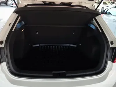 Volkswagen Gran Lavida 2017, 86300 км, за 42000 CNY