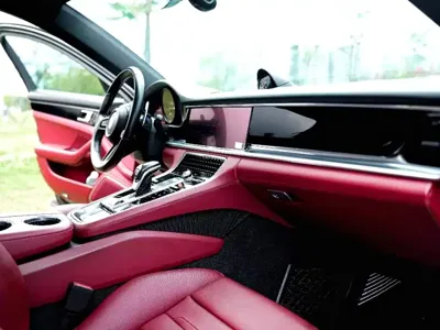 Porsche Panamera 2021, 50000 км, за 700000 CNY - фото 6