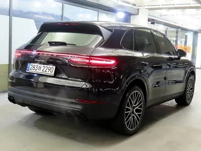 Porsche Cayenne 2022, 59465 км, за 76600000 KRW